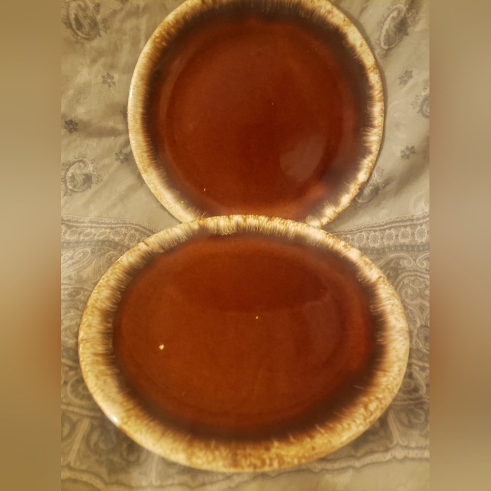 Pair Of Beautiful MCM Brown Drip Glazed Ceramic Salad Plates By Hull Pottery 9"